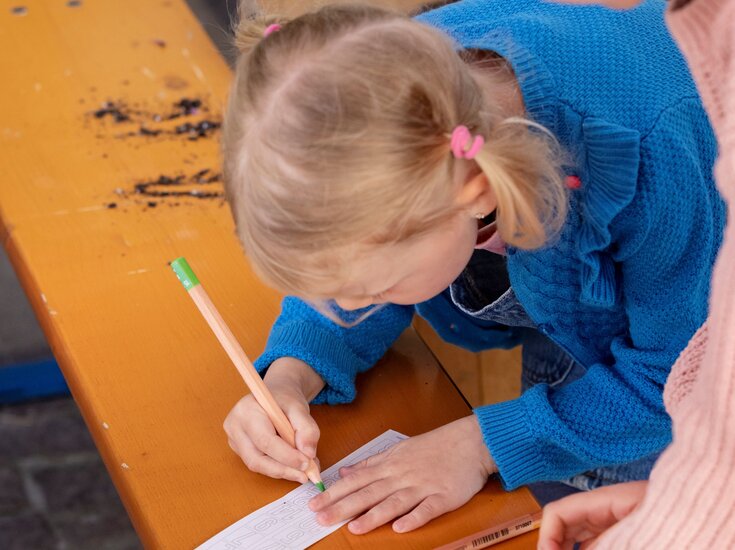 Happy Family Day Kinder mit Laufkarte