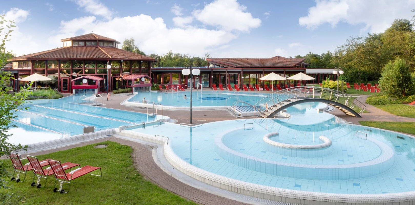 Außenansicht auf die Sonnenhof-Therme Bad Saulgau